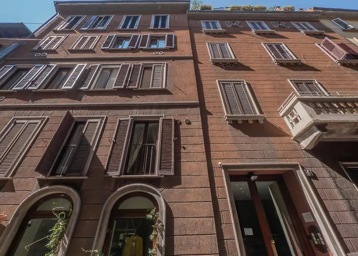 Disciplini Duplex Apartment