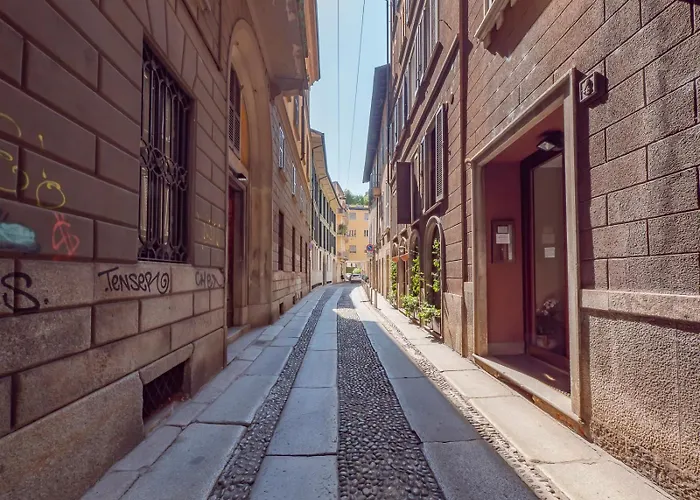 Disciplini Duplex Apartment